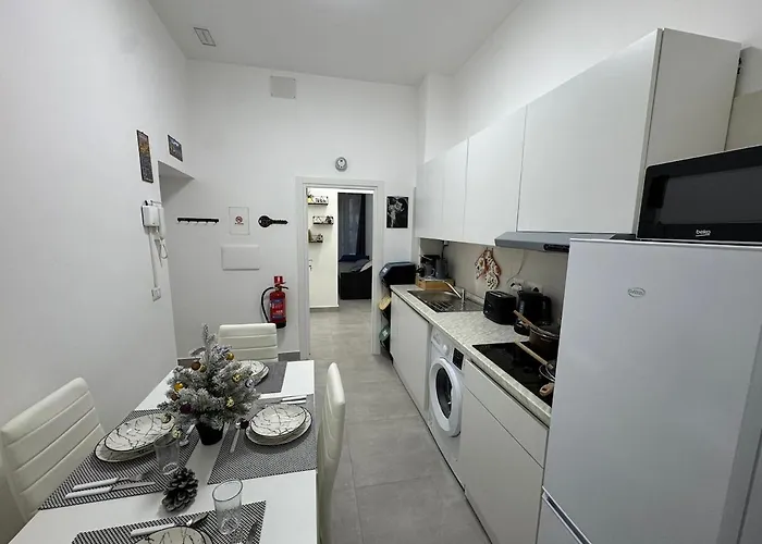 Piazza Garibaldi - Elegante Апартаменты *