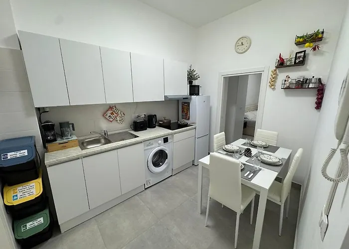 Апартаменты Piazza Garibaldi - Elegante