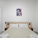 Historic Center - Elegant 2 Bedrooms, 2 Baths For 5 People Апартаменты Неаполь