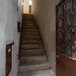 Historic Center - Elegant 2 Bedrooms, 2 Baths For 5 People * Неаполь