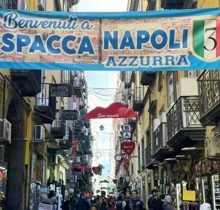 Appartement Historic Center - Elegant 2 Bedrooms, 2 Baths For 5 People Naples